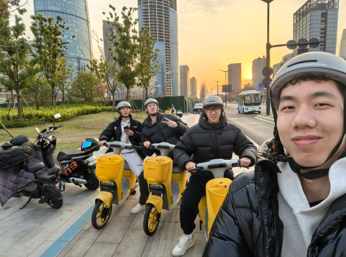 让你不选我！广厦宝岛内援盛赞胡金秋朱俊龙 若有他男篮想赢很难